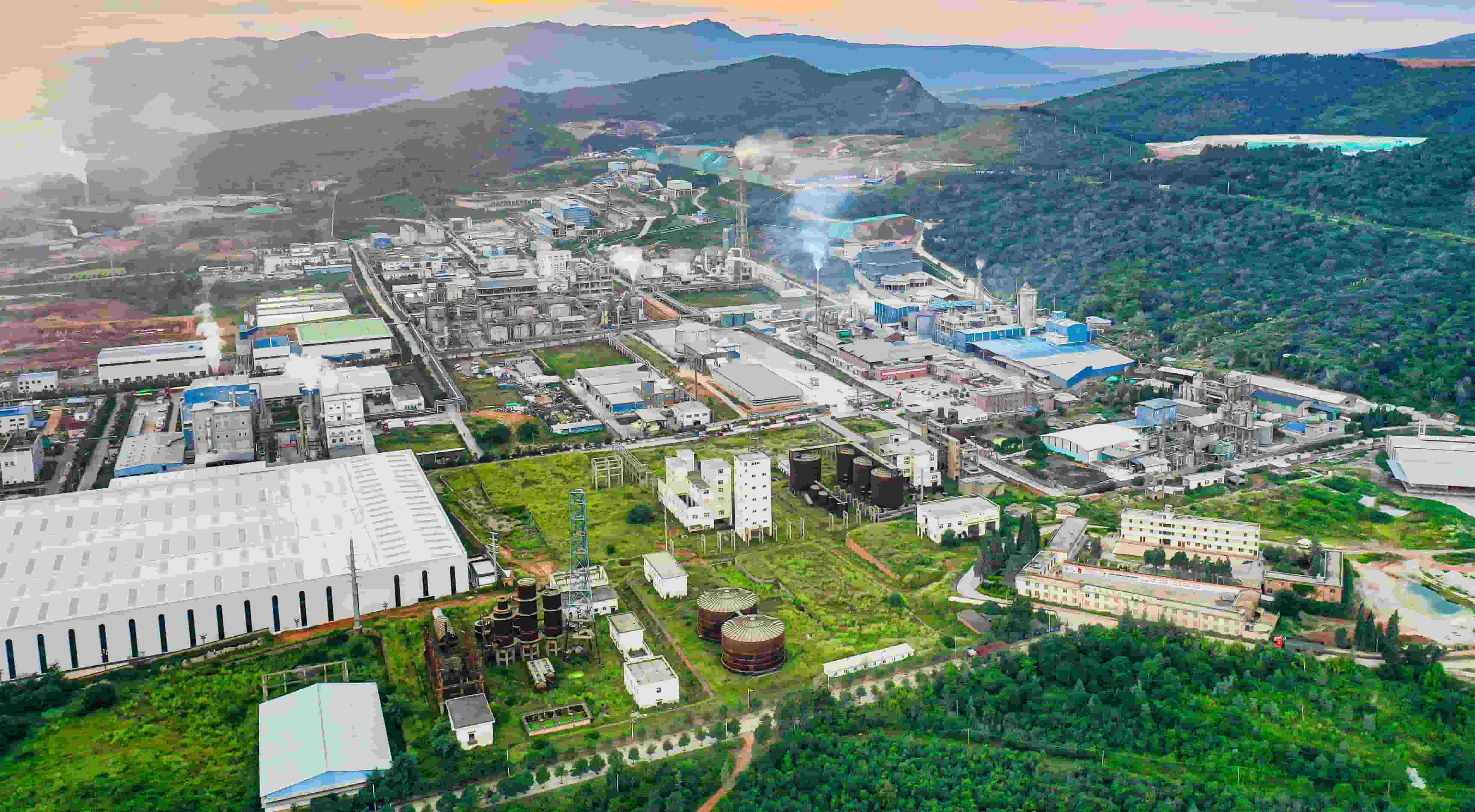 山東工場 外観